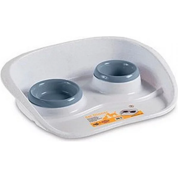 Миски на підносі 